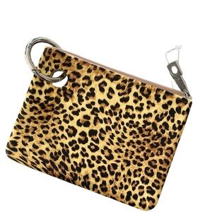 Oventure wristlet